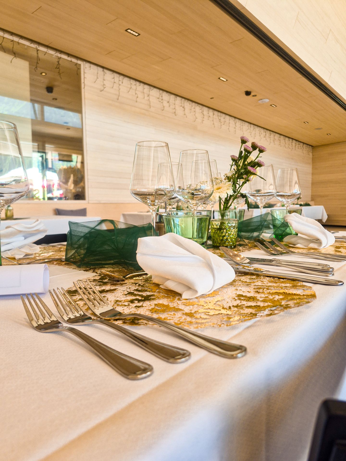 https://cdn.gastronovi.com/tmp/images/_1000077220_1920x1920_or_50287375660a58e26.jpg