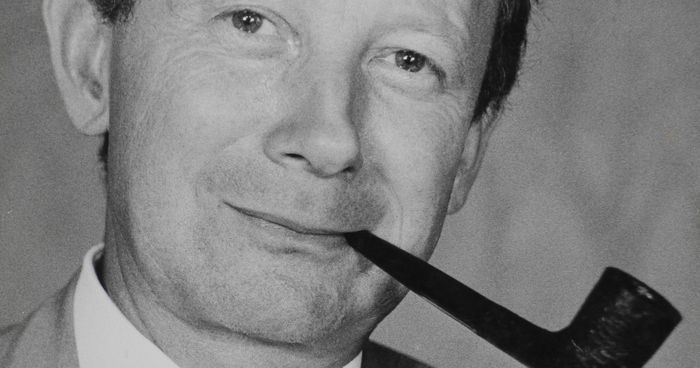 https://cdn.gastronovi.com/tmp/images/_2-portraetfoto-manfred-schmidt-fotograf-unbekannt_700x368_of_62634009788afed5.jpg