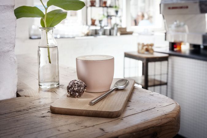 https://cdn.gastronovi.com/tmp/images/_250513-dan-hannen-8404-rz_1920x450_or_509256792295b6a5e.jpg