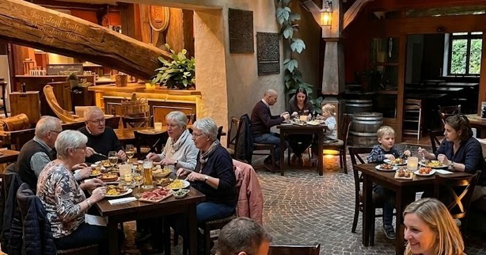 https://cdn.gastronovi.com/tmp/images/_41125a63-0c10-4342-a357-012ee0d9b3f7_700x368_of_487781969b7cb8b39.jpg