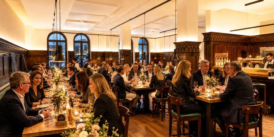 https://cdn.gastronovi.com/tmp/images/_43580652-ea26-4fd0-a923-f776e817a8d5_1920x450_or_5051836675f19836a.jpeg