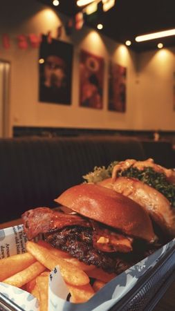 https://cdn.gastronovi.com/tmp/images/_8891c01b-0f87-4684-ad4d-d542480c3c5c_1920x450_or_5082195230bb87a61.jpeg