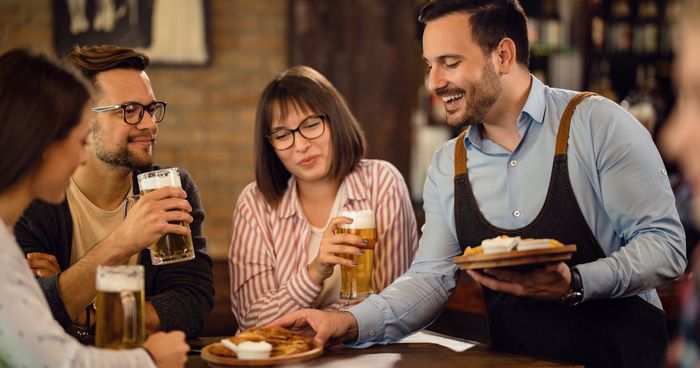 https://cdn.gastronovi.com/tmp/images/adobestock-300433319_700x368_of_41237676172fbb815.jpeg
