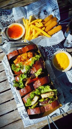 https://cdn.gastronovi.com/tmp/images/bd07ddee-aca3-4090-a71f-8302044d1e7c_1920x450_or_5082196004c6d6aea.jpeg