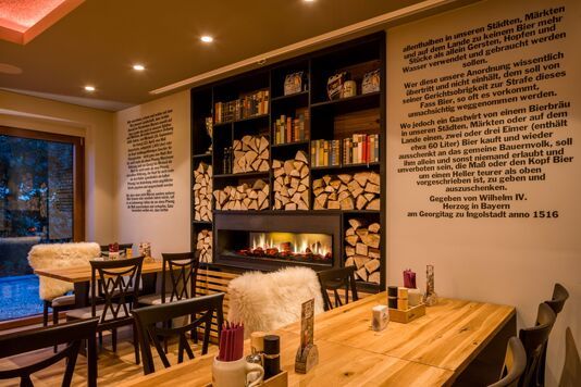 https://cdn.gastronovi.com/tmp/images/bockelmanns-bierhaus-kaminzimmer-kamin_678x356_or_22902364536bff518.jpg