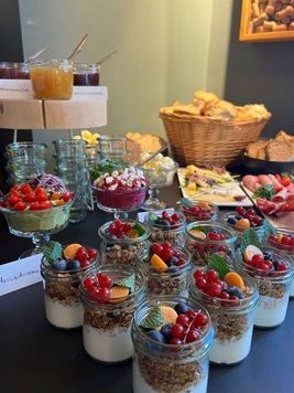 https://cdn.gastronovi.com/tmp/images/brunch_678x356_or_429090785268f43c9.jpg