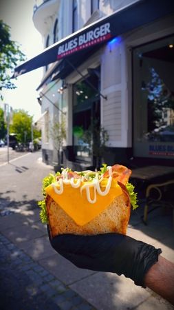 https://cdn.gastronovi.com/tmp/images/c7e55b06-b966-4c36-950a-79703a57ac7b_1920x450_or_508219628a1852d07.jpeg