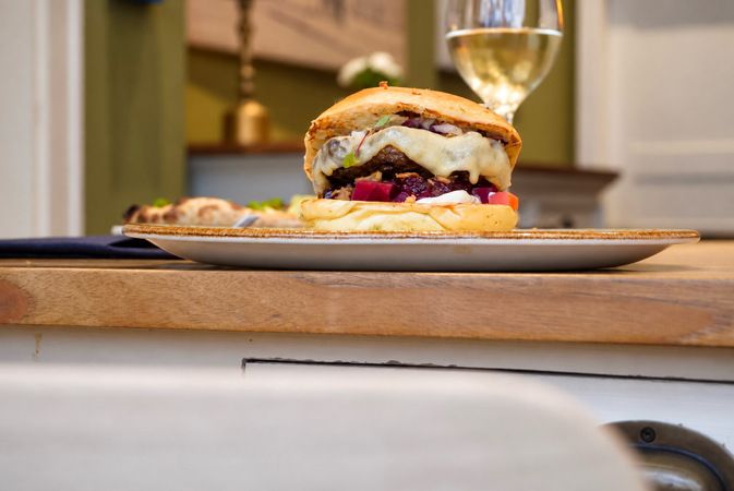 https://cdn.gastronovi.com/tmp/images/copy-c41ccd71-6d6a-4795-8b22-e120525e4241_1920x450_or_52866235873801147.jpeg