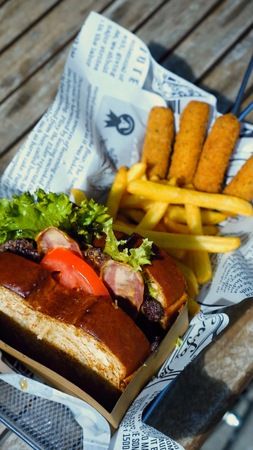 https://cdn.gastronovi.com/tmp/images/ec7f61e3-e9e1-45b5-ac45-672a8731cb10_1920x450_or_508219684f9601013.jpeg