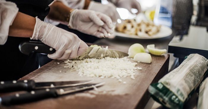 https://cdn.gastronovi.com/tmp/images/food-878448_700x368_of_429142657998bc809.jpg