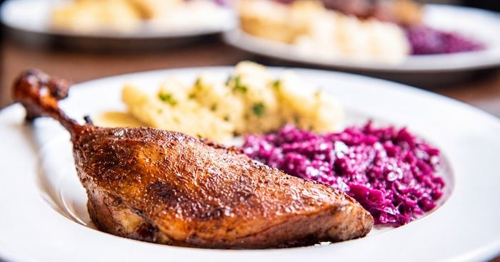 https://cdn.gastronovi.com/tmp/images/gans-webseite-bild_700x368_of_5431401430574cb89.jpeg