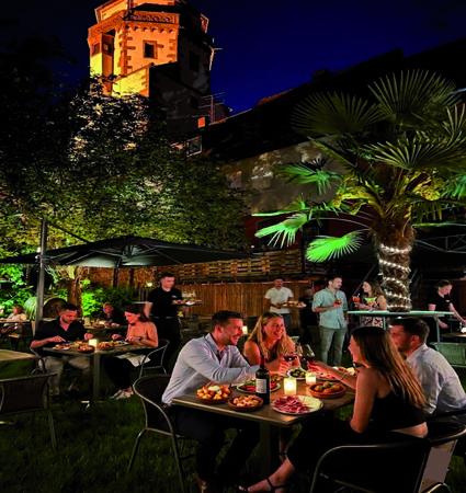 https://cdn.gastronovi.com/tmp/images/garten-niggelturml_1920x450_or_4953196601cbdba55.jpg