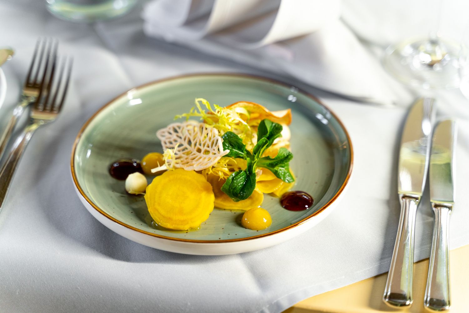 https://cdn.gastronovi.com/tmp/images/gaumenkitzel-radebeul-43_1920x1920_or_285191654d619eb01.jpeg