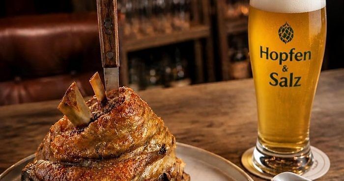 https://cdn.gastronovi.com/tmp/images/grillhaxe-dortmund-hopfen-und-salz-kachel-700x368_700x368_of_541525077e511bb9d.jpg