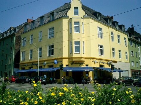 https://cdn.gastronovi.com/tmp/images/haus_678x356_or_12287652003689a1e.jpg