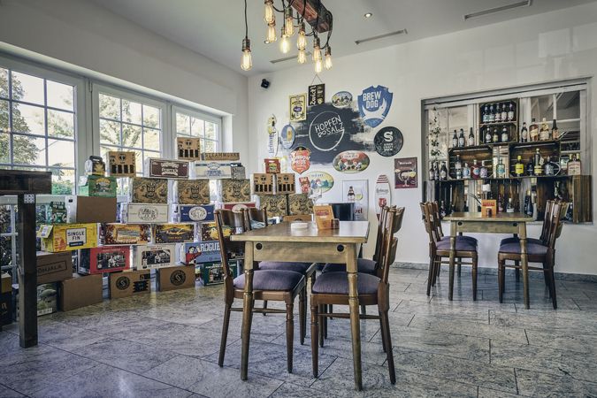 https://cdn.gastronovi.com/tmp/images/hus1_1920x450_or_49531193863a0d471.jpg