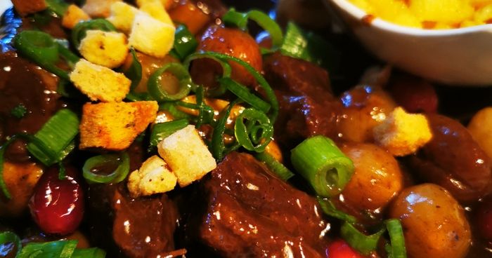 https://cdn.gastronovi.com/tmp/images/img-20191019-164722_700x368_of_2577210908009ede5.jpg