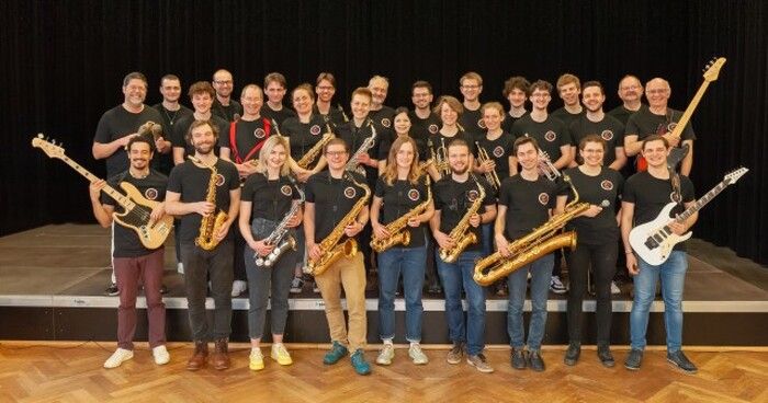 https://cdn.gastronovi.com/tmp/images/k36-bigband_700x368_of_474971122b29c10ac.jpg