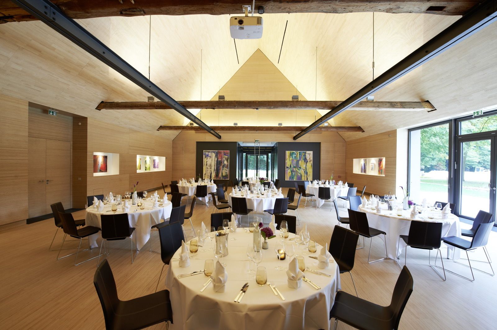 https://cdn.gastronovi.com/tmp/images/kraenholm-199_1920x1920_or_626302296e8e4c7c.jpg