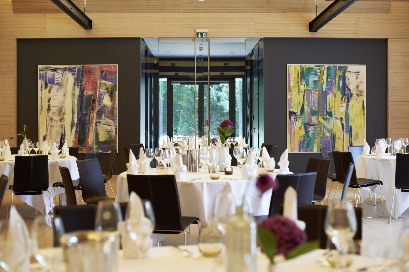 https://cdn.gastronovi.com/tmp/images/kraenholm-203_1920x1920_or_626302503c9dd24f.jpg
