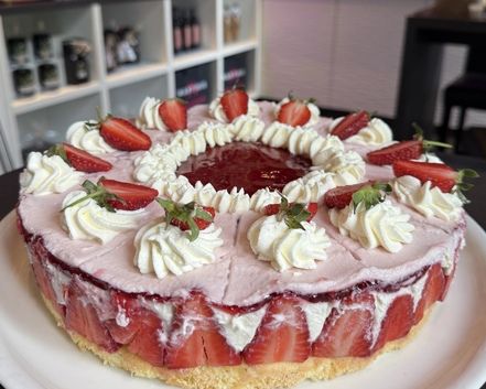 https://cdn.gastronovi.com/tmp/images/kuchen_564x353_or_368142991d899fbab.jpg