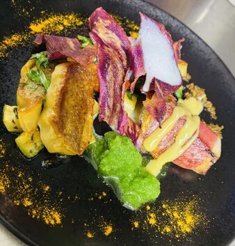 https://cdn.gastronovi.com/tmp/images/landgasthaus-zum-michel-dab68ca1-d40f-4cf9-af79-8efb6575d02e-jpeg_564x353_or_475259675b25a9611.jpg
