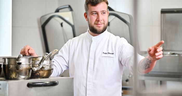 https://cdn.gastronovi.com/tmp/images/landgasthof-sellanger-felix1_700x368_of_477387424131fdf91.jpg