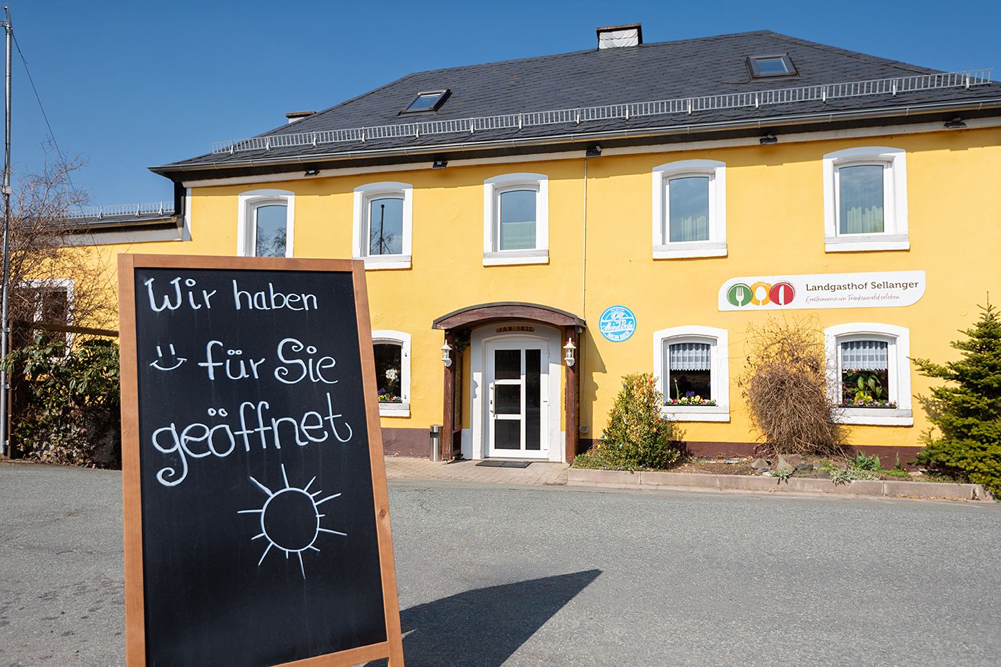 https://cdn.gastronovi.com/tmp/images/landgasthof-sellanger_1920x1920_or_477387340a5af157a.jpg