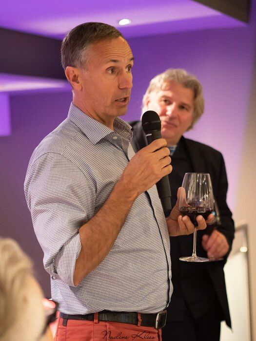 https://cdn.gastronovi.com/tmp/images/martinis-kulinarischer-weinabend-2022-12_525x700_of_36939727250f734f1.jpg