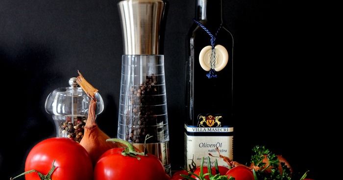 https://cdn.gastronovi.com/tmp/images/mediterranean-346997_700x368_of_429142608ae4760e2.jpg