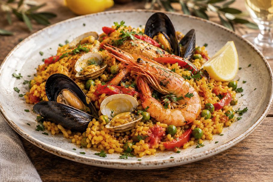 https://cdn.gastronovi.com/tmp/images/meeresfruechte-paella_970x604_or_5353943493508b1d2.jpg