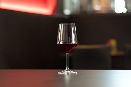 https://cdn.gastronovi.com/tmp/images/mg-9037-weinglas_564x353_or_31273755111e8a7a5.jpg