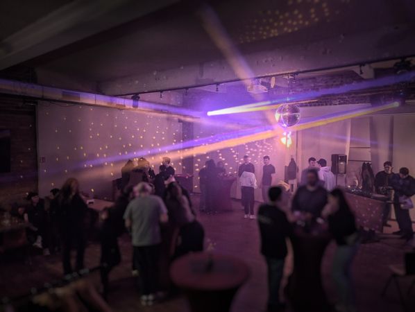 https://cdn.gastronovi.com/tmp/images/raumfuergeburtstagspartysaachen_1920x450_or_361948946943fe485.jpg