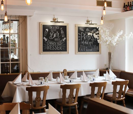 https://cdn.gastronovi.com/tmp/images/restaurant_1920x450_or_495312050ac6f394c.jpg