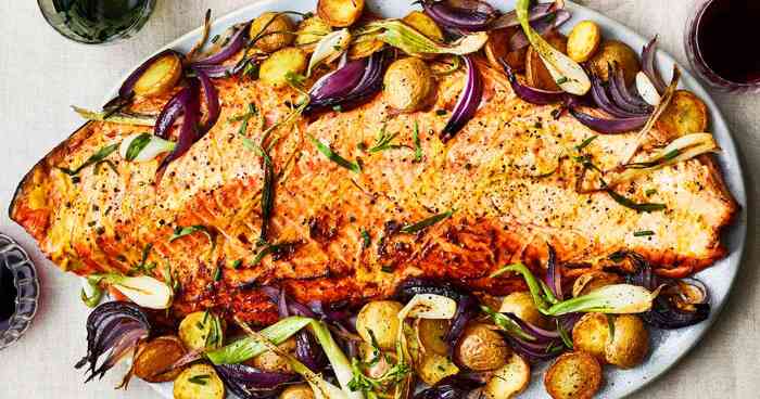 https://cdn.gastronovi.com/tmp/images/sizzling-garlic-salmon-with-sheet-pan-potatoes-ft-recipe0422-eb5c9402ddd44d81aa471177c60bcfaa_700x368_of_4540575479fc8abbd.jpg