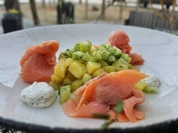 https://cdn.gastronovi.com/tmp/images/wochenkarte-6-1_1920x450_or_537636591044878ba.jpg
