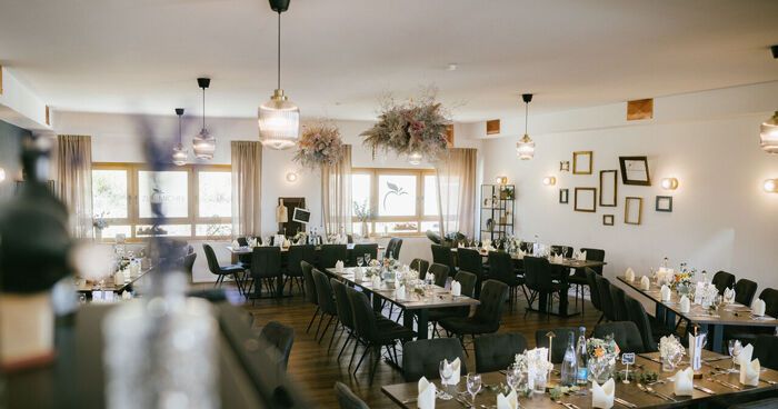 https://cdn.gastronovi.com/tmp/images/zum-michel-img-9190-jpeg_700x368_of_4777011709b518ab9.jpg