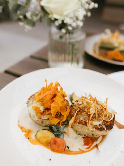 https://cdn.gastronovi.com/tmp/images/zum-michel-img-9198-jpeg_525x700_of_4777011777e901dc9.jpg
